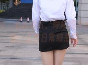 魔镜街拍 - 看新图片，婷婷的黑丝优雅依旧，工作日常好惹眼