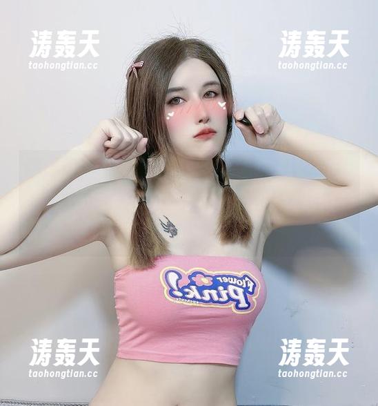 精选图片中的大韩航空，看“鹿八岁baby”如飞鸟般的姿态，谁说不可以时尚感满满？